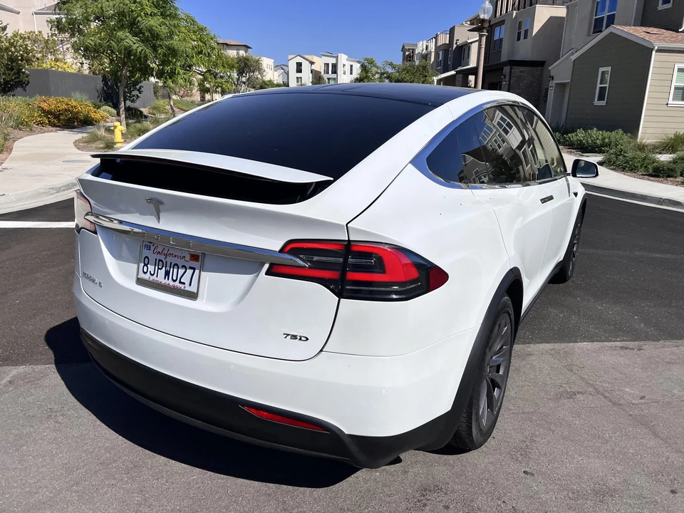 2019 Tesla Model X - Image 20 of 31