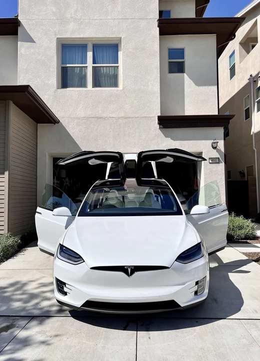 2019 Tesla Model X - Image 25 of 31
