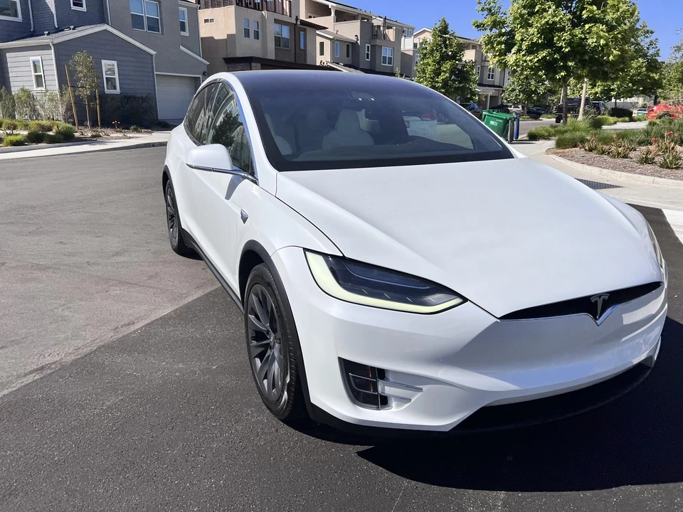 2019 Tesla Model X - Image 23 of 31