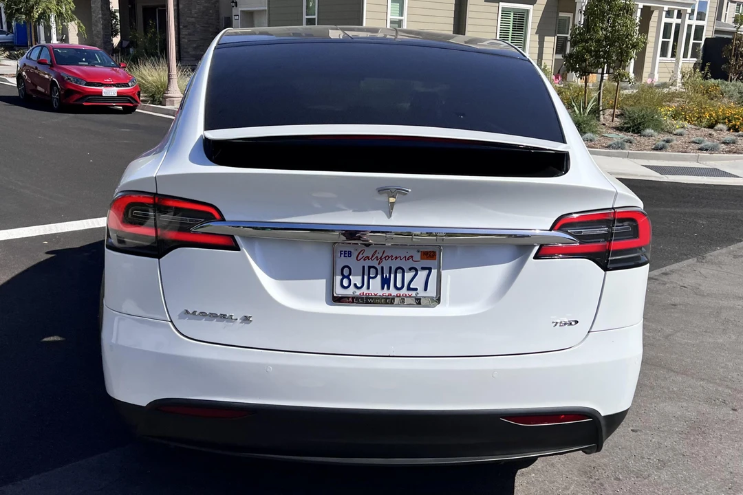 2019 Tesla Model X - Image 5 of 31