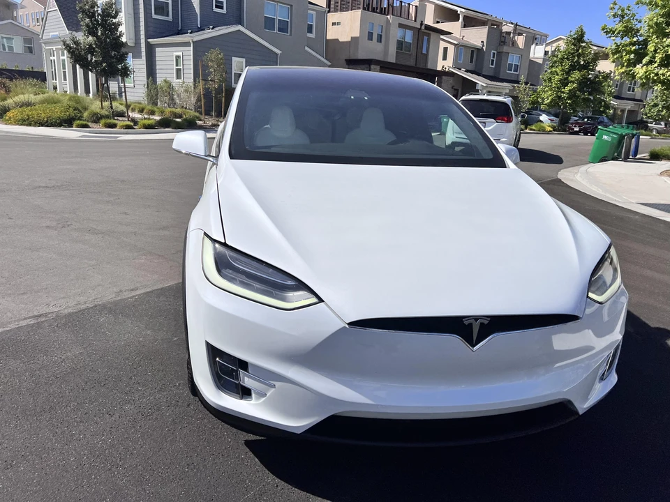 2019 Tesla Model X - Image 24 of 31