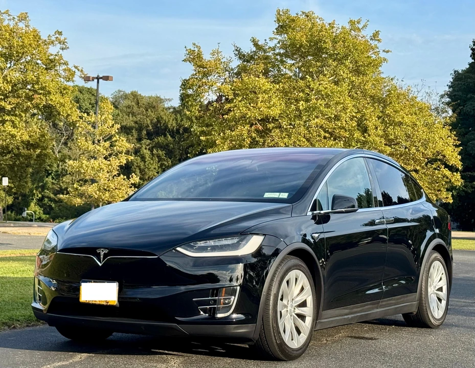 2019 Tesla Model X - Image 6 of 31