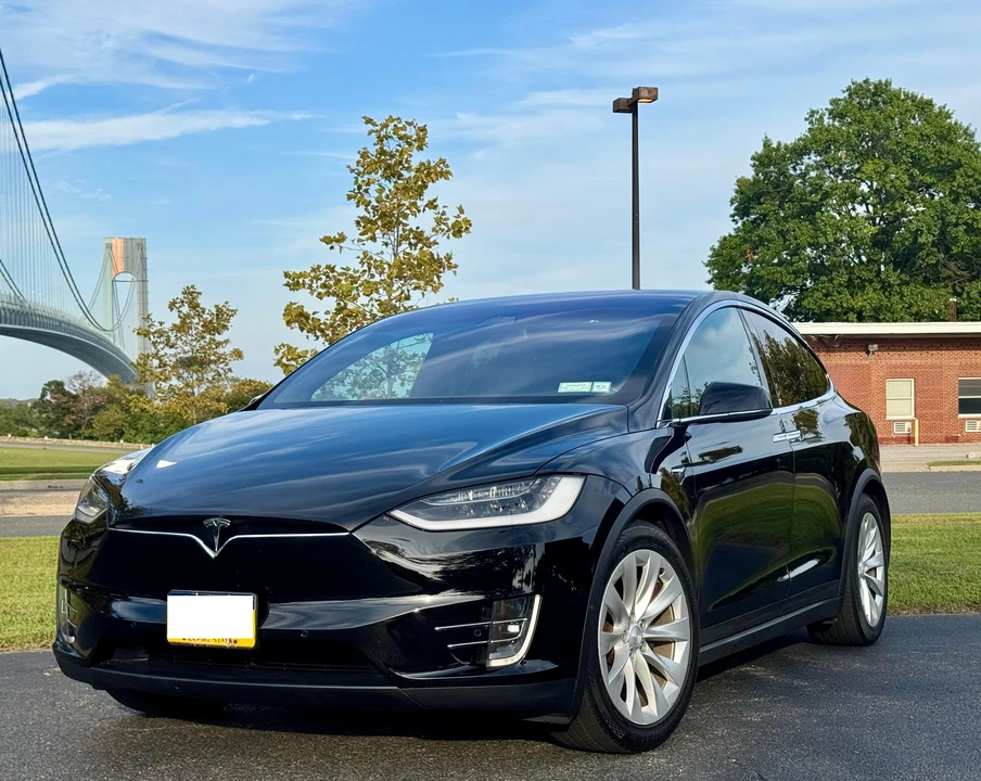 2019 Tesla Model X - Image 7 of 31
