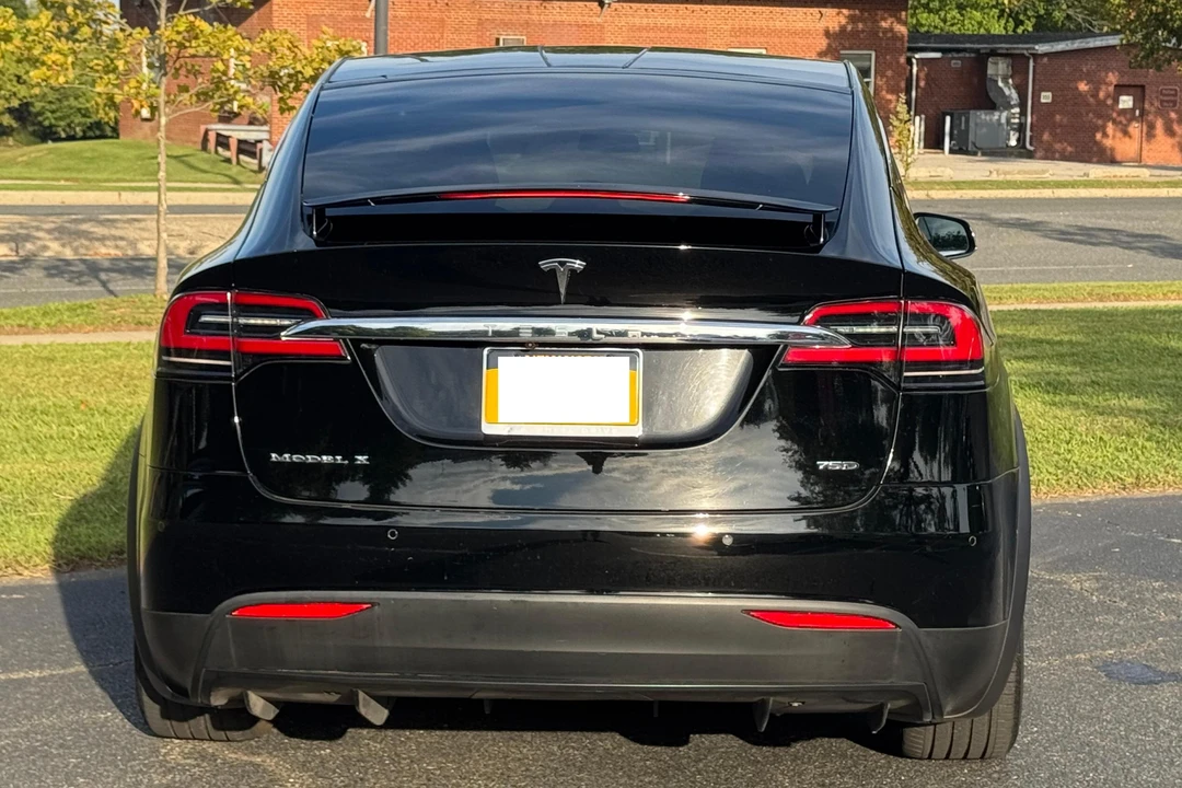 2019 Tesla Model X - Image 5 of 31