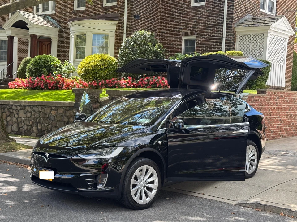 2019 Tesla Model X - Image 20 of 31