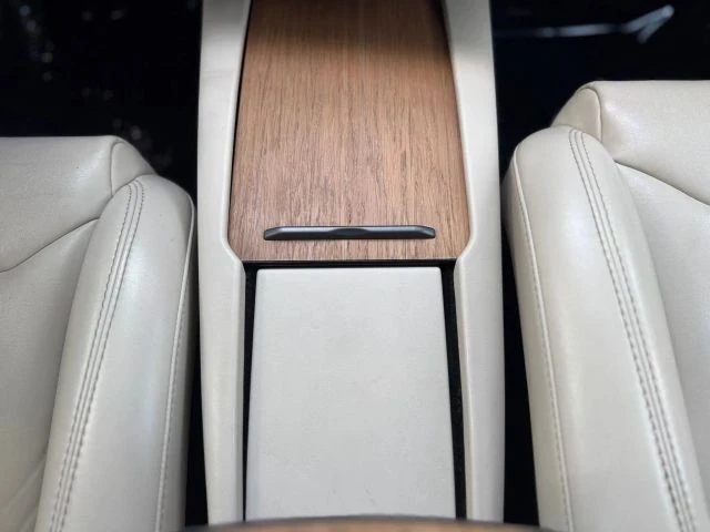 2019 Tesla Model X - Image 20 of 21