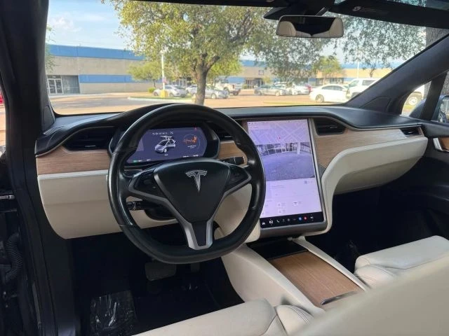 2019 Tesla Model X - Image 13 of 21