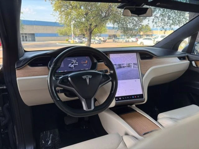 2019 Tesla Model X - Image 13 of 21
