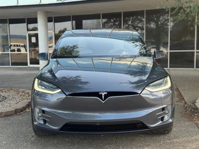2019 Tesla Model X - Image 10 of 21