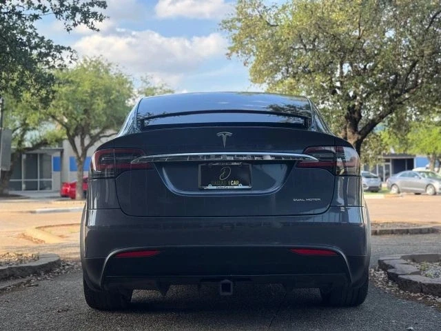 2019 Tesla Model X - Image 9 of 21