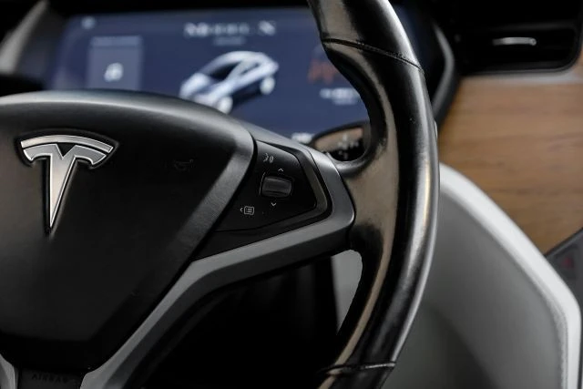 2019 Tesla Model X - Image 21 of 21
