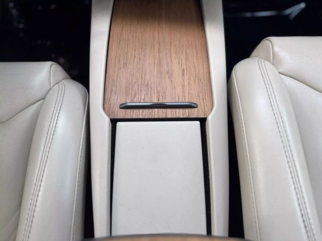 2019 Tesla Model X - Image 20 of 21