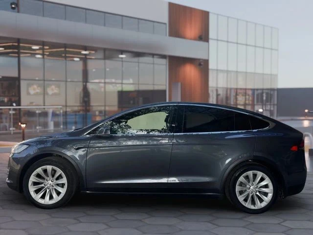 2019 Tesla Model X - Image 2 of 21