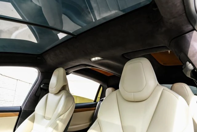 2019 Tesla Model X - Image 5 of 21