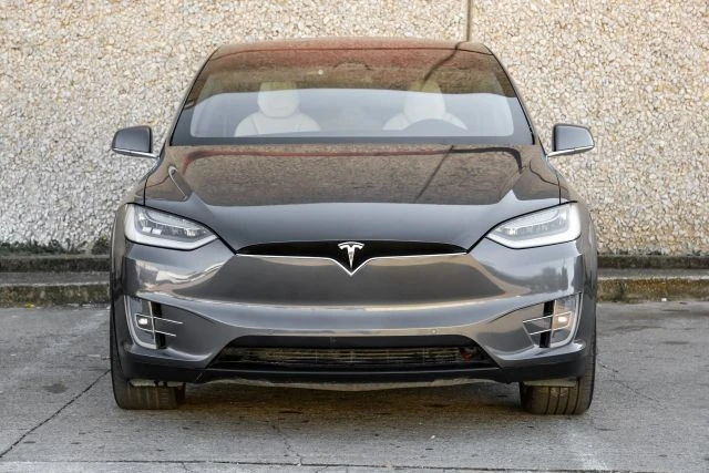 2019 Tesla Model X - Image 6 of 21