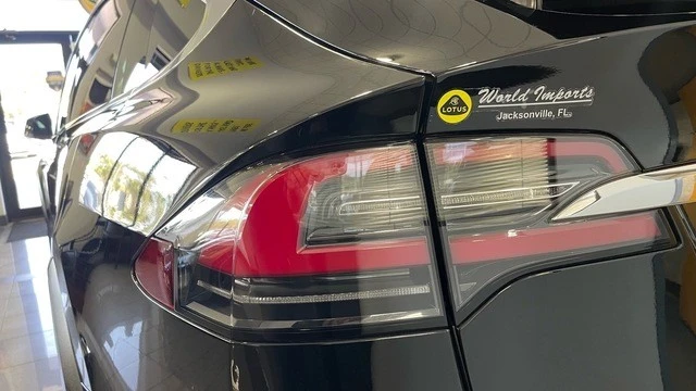 2019 Tesla Model X - Image 15 of 31