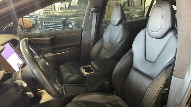 2019 Tesla Model X - Image 26 of 31