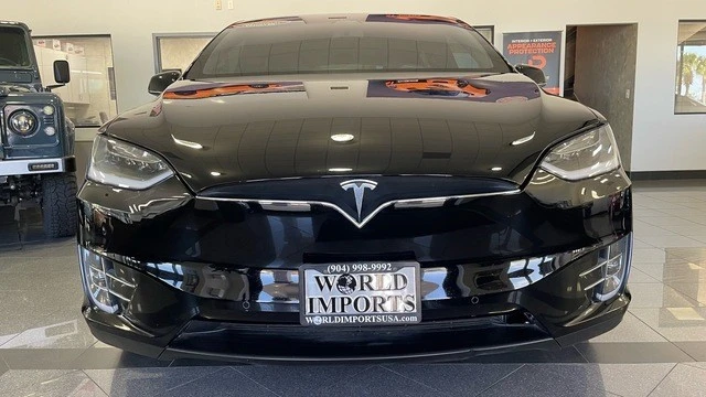 2019 Tesla Model X - Image 8 of 31