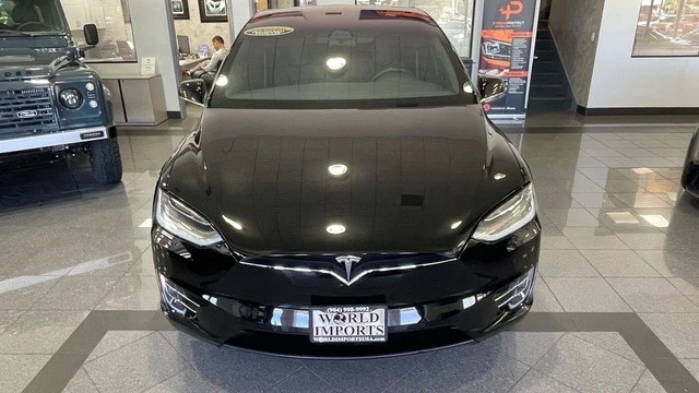 2019 Tesla Model X - Image 9 of 31