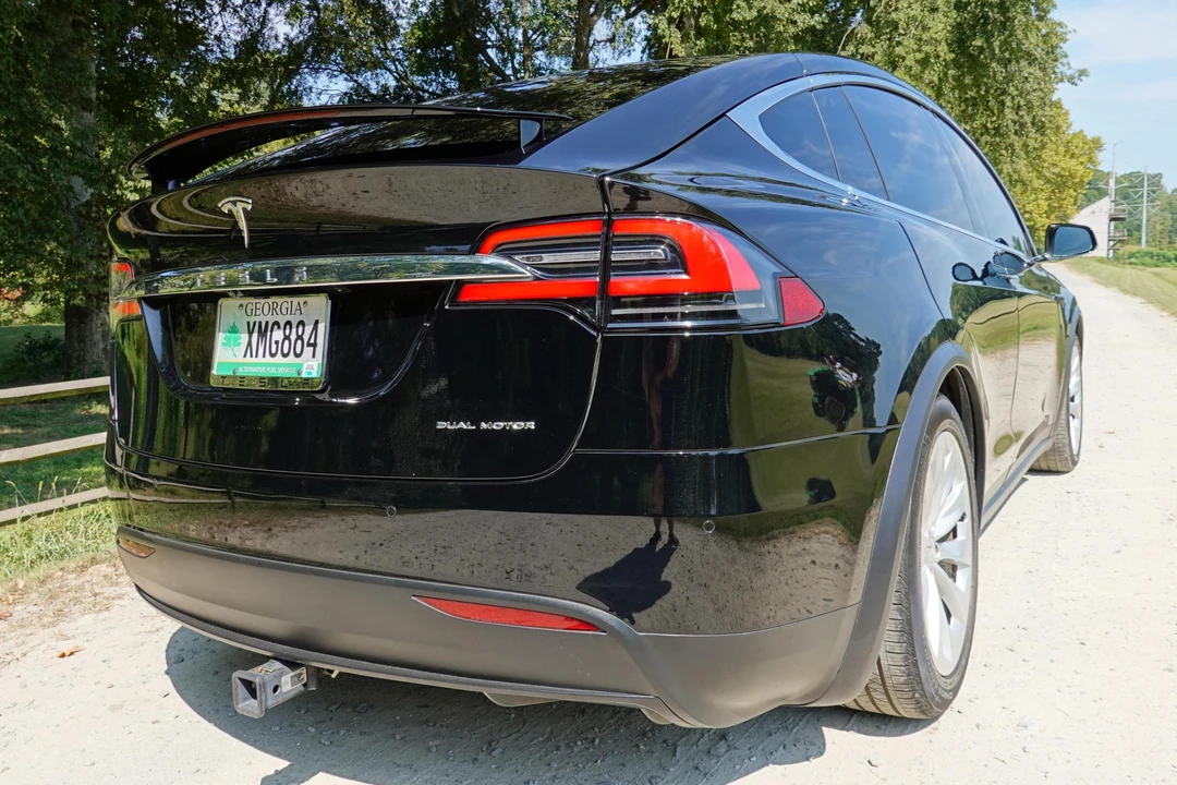 2019 Tesla Model X - Image 4 of 31