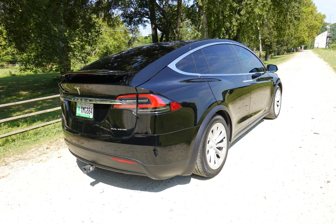 2019 Tesla Model X - Image 19 of 31