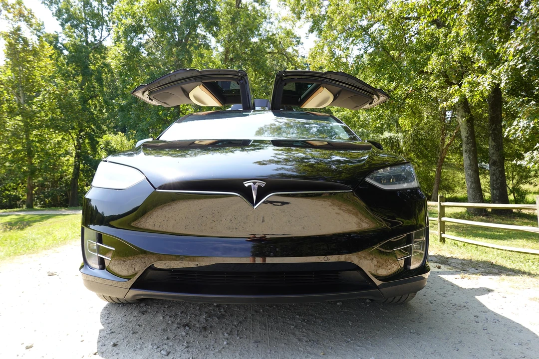 2019 Tesla Model X - Image 29 of 31