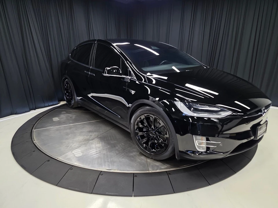 2019 Tesla Model X - Image 6 of 12