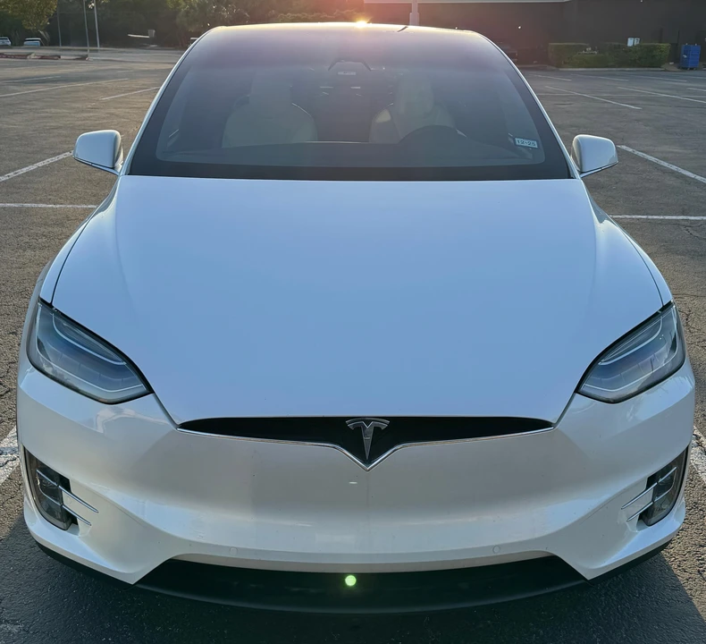 2019 Tesla Model X - Image 7 of 29