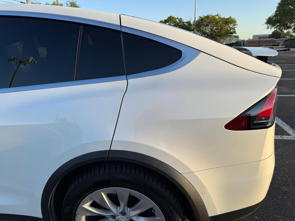 2019 Tesla Model X - Image 21 of 29