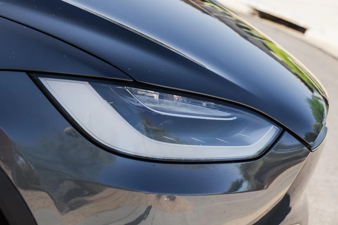 2019 Tesla Model X - Image 19 of 31