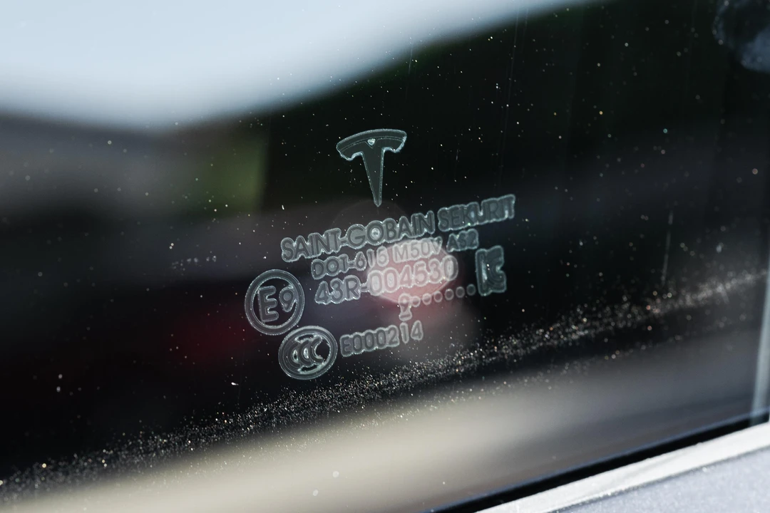 2019 Tesla Model X - Image 23 of 31