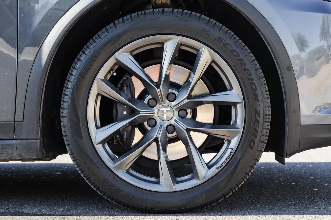 2019 Tesla Model X - Image 28 of 31
