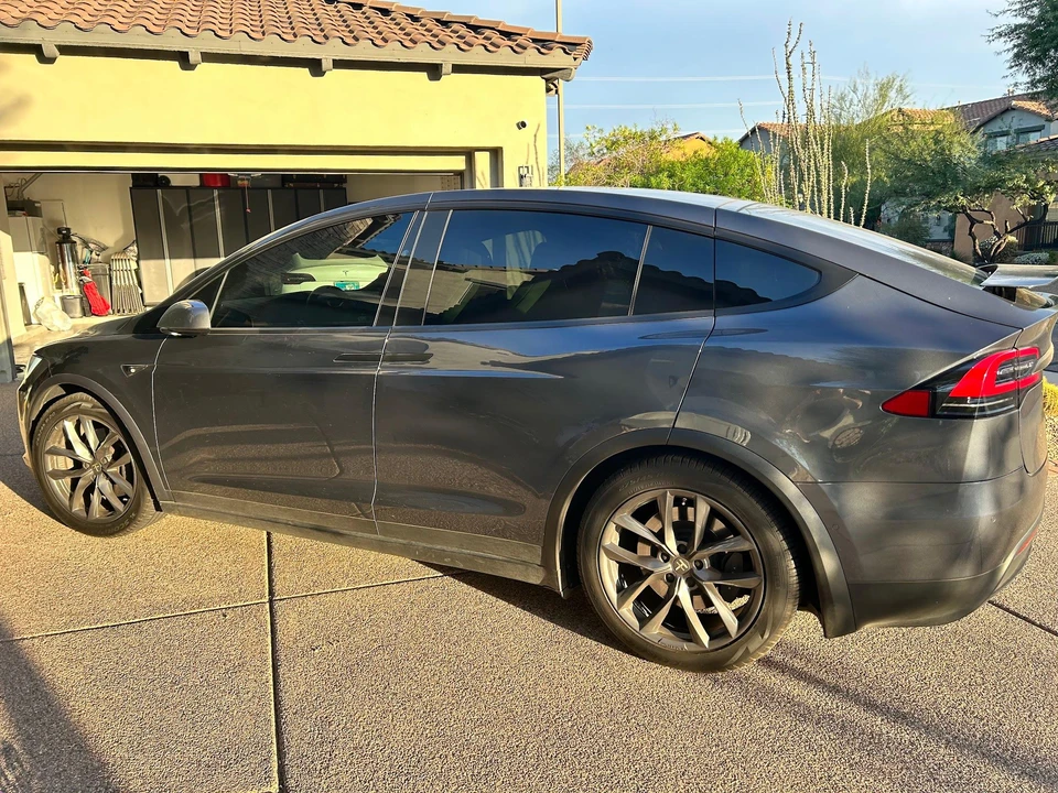 2019 Tesla Model X - Image 10 of 31