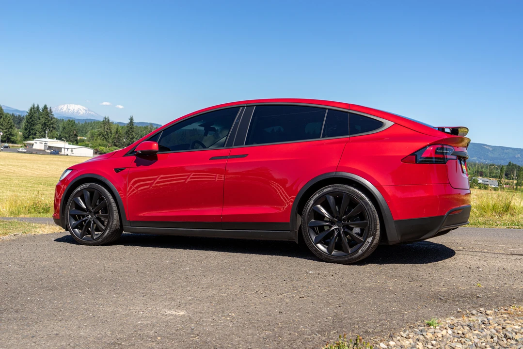 2019 Tesla Model X - Image 9 of 31