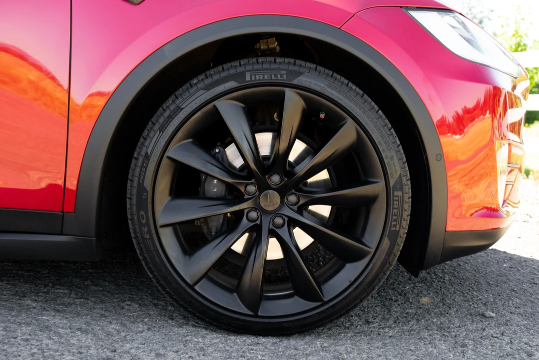 2019 Tesla Model X - Image 28 of 31