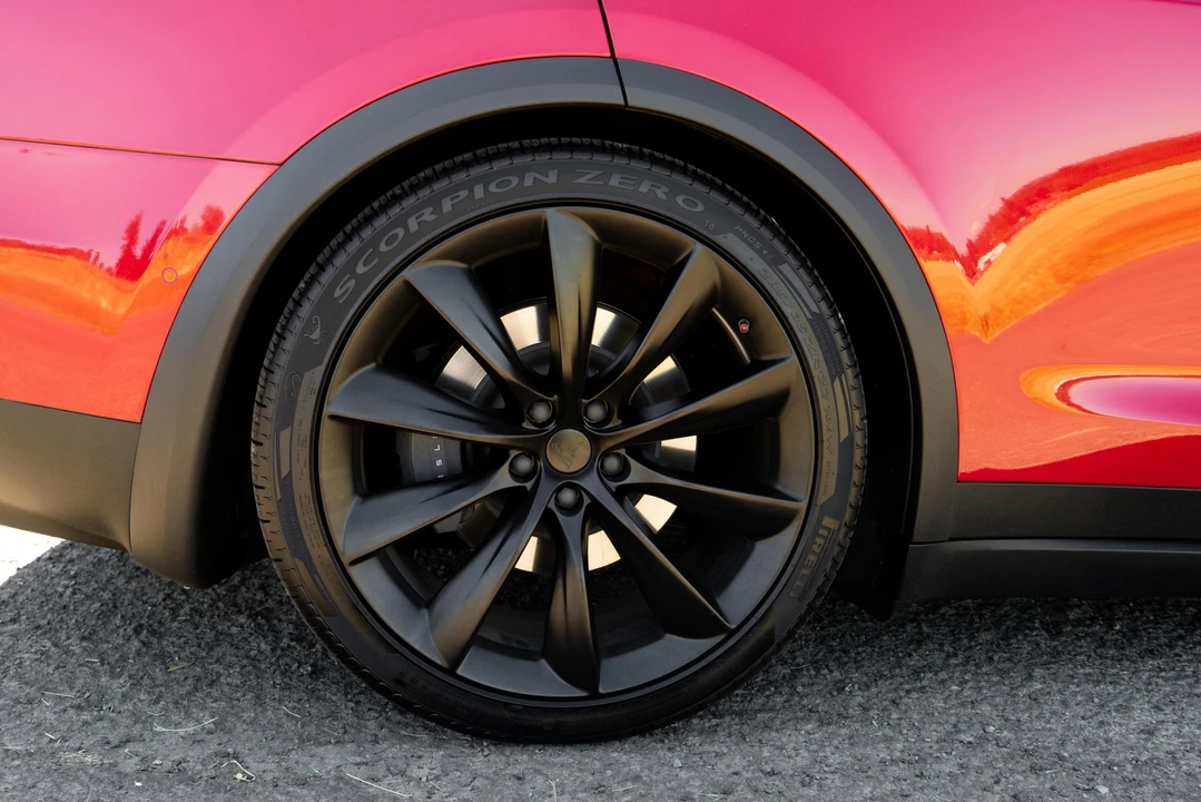 2019 Tesla Model X - Image 29 of 31