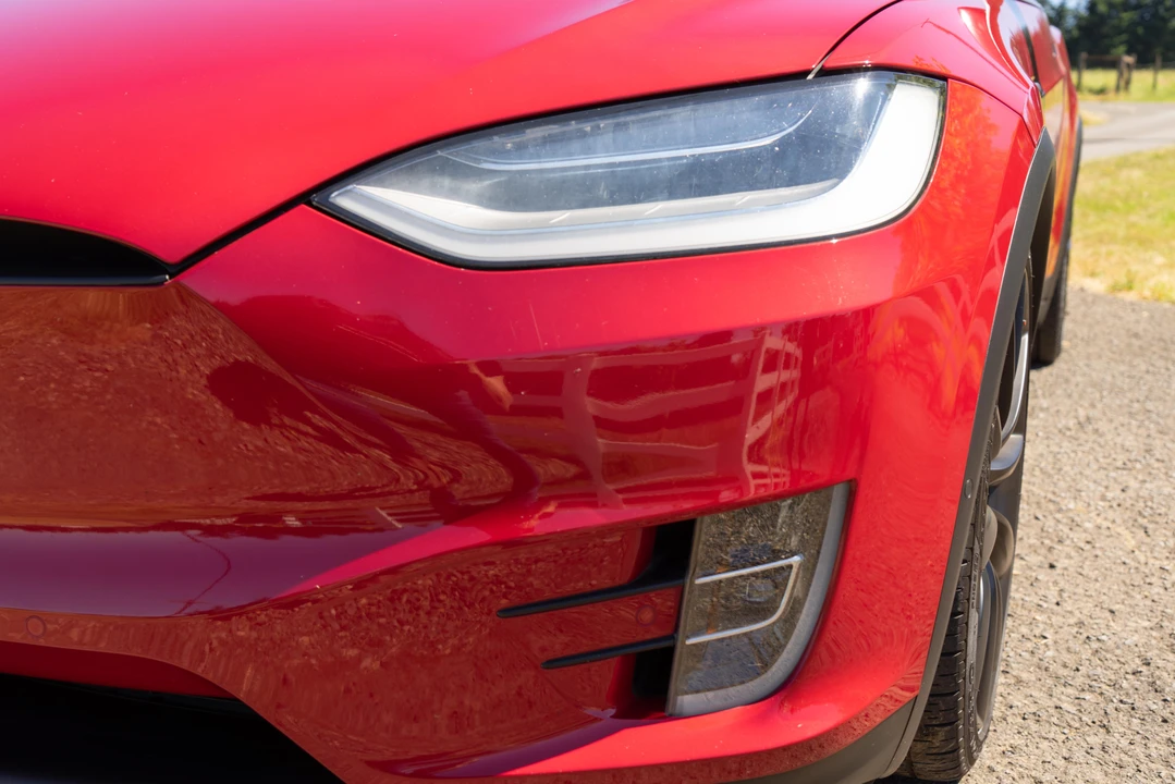 2019 Tesla Model X - Image 19 of 31