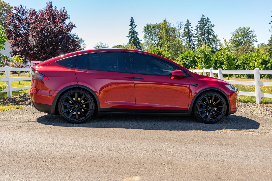 2019 Tesla Model X - Image 11 of 31