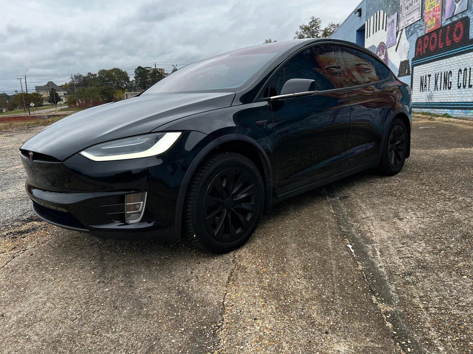 2019 Tesla Model X - Image 7 of 31
