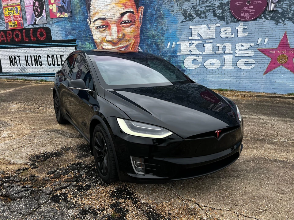 2019 Tesla Model X - Image 11 of 31