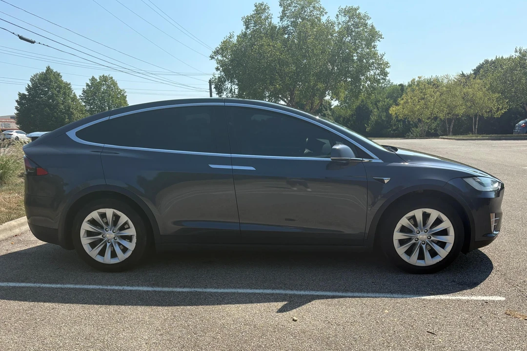 2019 Tesla Model X - Image 3 of 31