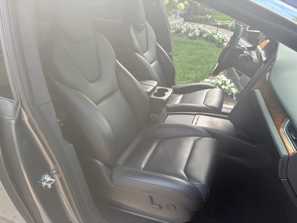 2019 Tesla Model X - Image 24 of 31