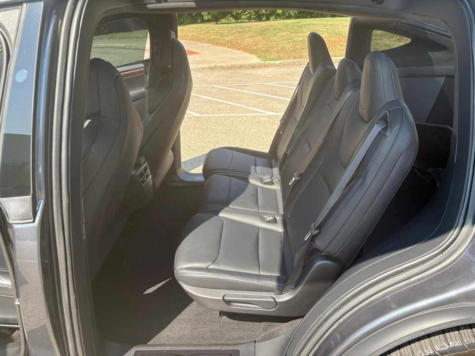 2019 Tesla Model X - Image 26 of 31