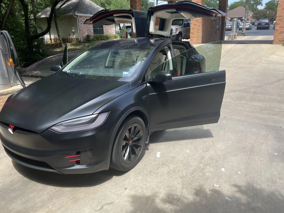 2019 Tesla Model X - Image 10 of 31