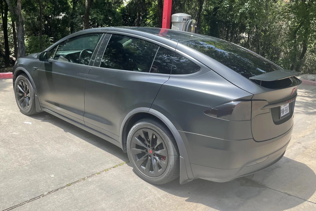 2019 Tesla Model X - Image 15 of 31