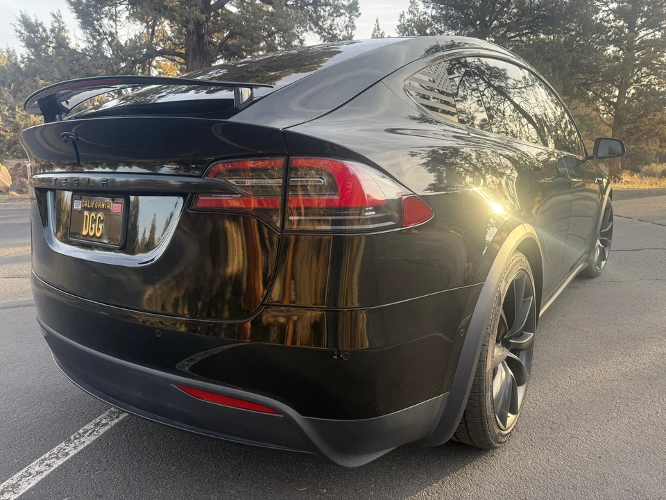 2019 Tesla Model X - Image 16 of 31