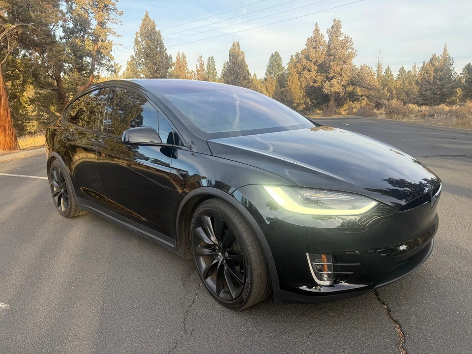 2019 Tesla Model X - Image 20 of 31