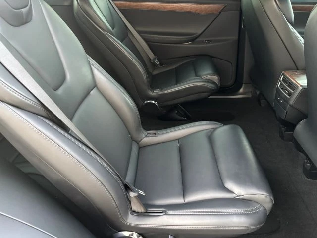 2019 Tesla Model X - Image 13 of 15