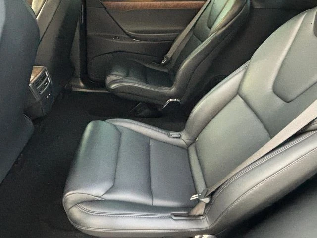 2019 Tesla Model X - Image 14 of 15