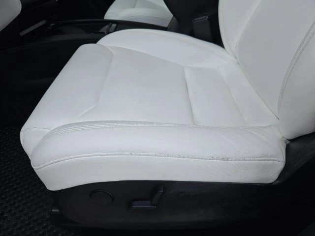 2019 Tesla Model X - Image 14 of 21